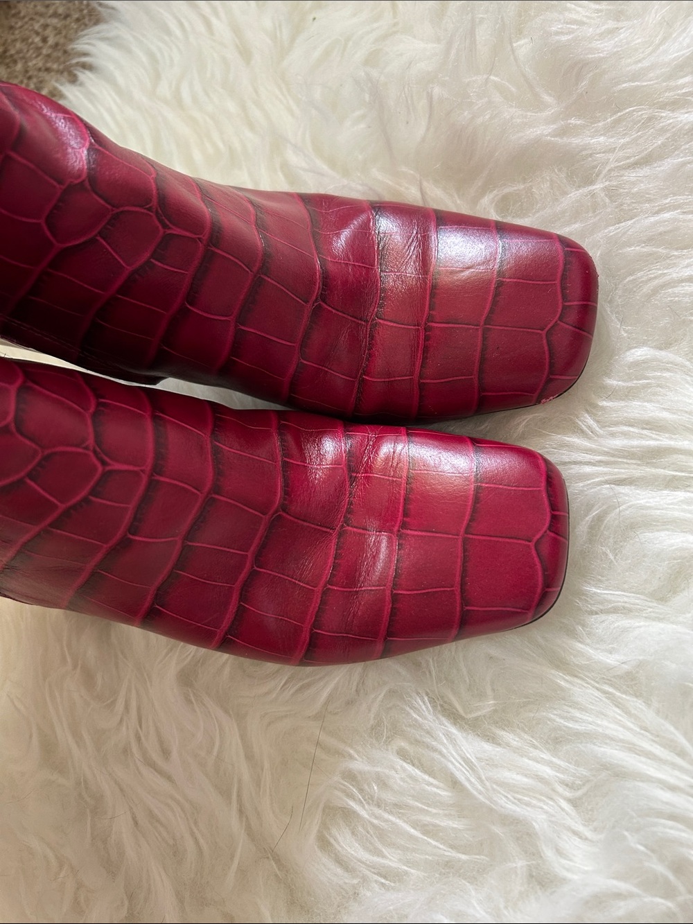 SAM EDELMAN • GORGEOUS Red Croc-Embossed Knee High Heeled Boots Boots - Picture 8 of 16